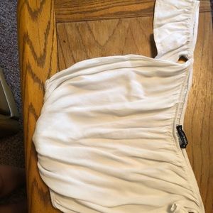 4 shirts! Brandy Melville bundle